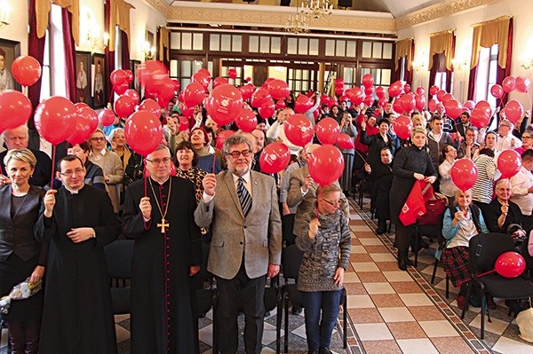 ▲	11 lutego rozpoczęły się obchody 30-lecia Caritas Archidiecezji Wrocławskiej.