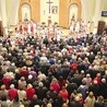 Niedziela, a zwłaszcza Msza św., jest najważniejszym wydarzeniem ewangelizacyjnym w parafii.