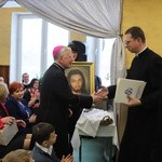 Poświęcenie katolickiej szkoły podstawowej w Rabce