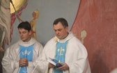 Bp Roman Pindel u chorych w szpitalu w Oświęcimiu