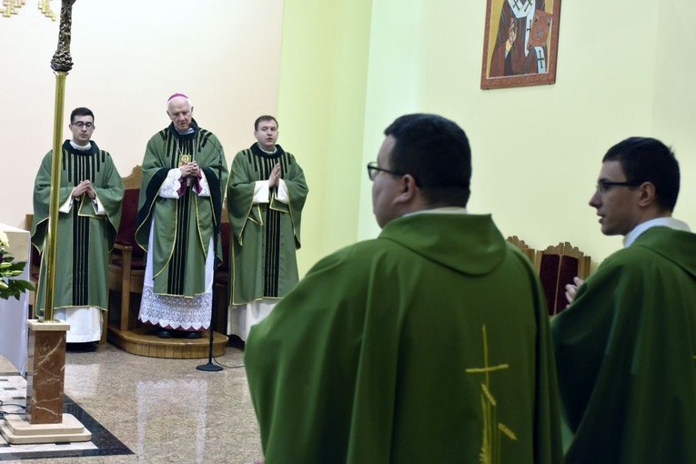 Spotkanie neoprezbiterów w świdnickim seminarium