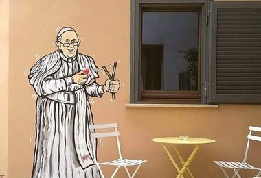 Nowy mural z papieżem Franciszkiem w Rzymie