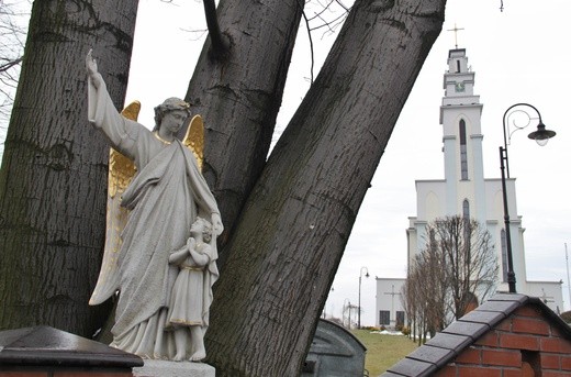 Gorzyce - powstał dom parafialny