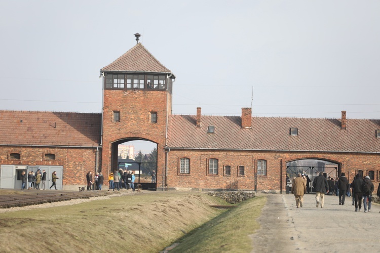 Prezydencki hołd dla ofiar KL Auschwitz-Birkeanu