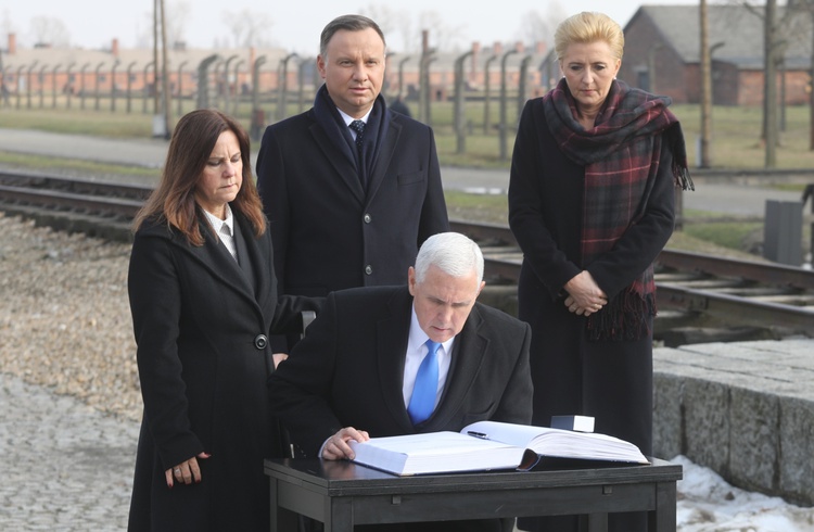 Prezydencki hołd dla ofiar KL Auschwitz-Birkeanu