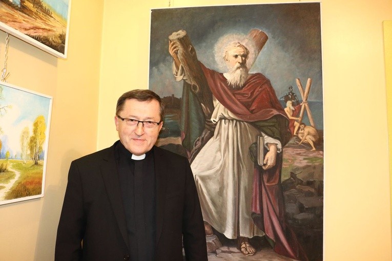 Wystawa malarstwa ks. Andrzeja Sawulskiego w Mszanie Dolnej