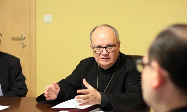 Bp Andrzej Czaja o swojej reakcji na zgłoszenia pedofilii