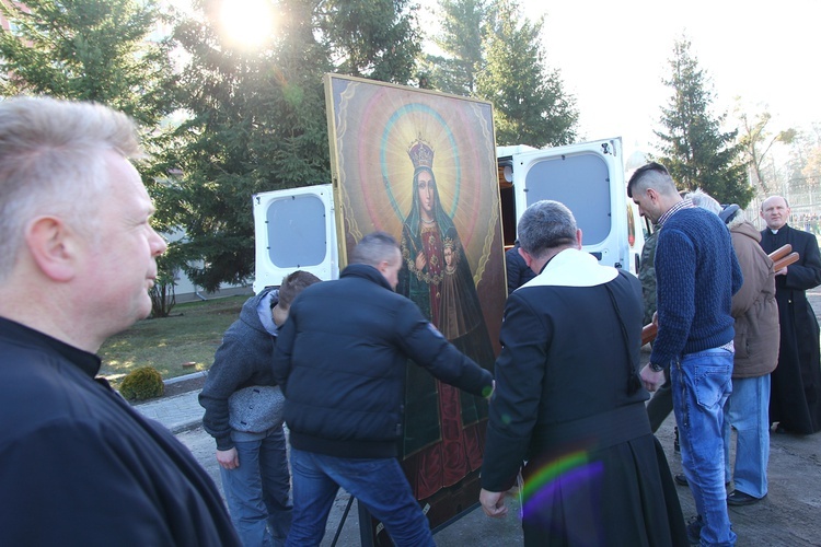 Matka Boża Kodeńska w więzieniu