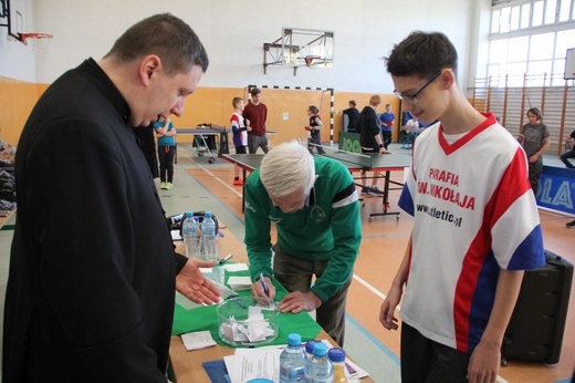 ​I Diecezjalne Mistrzostwa Ministrantów i Lektorów w Tenisie Stołowym w Głogowie