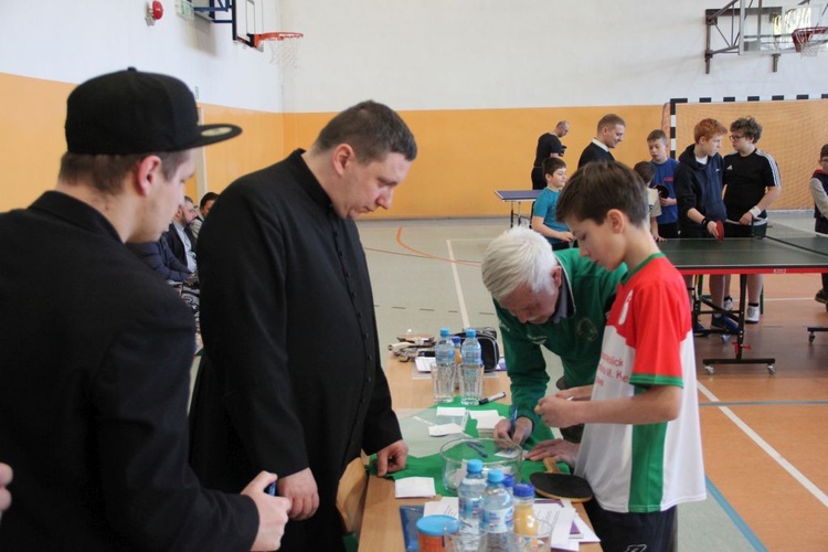 ​I Diecezjalne Mistrzostwa Ministrantów i Lektorów w Tenisie Stołowym w Głogowie