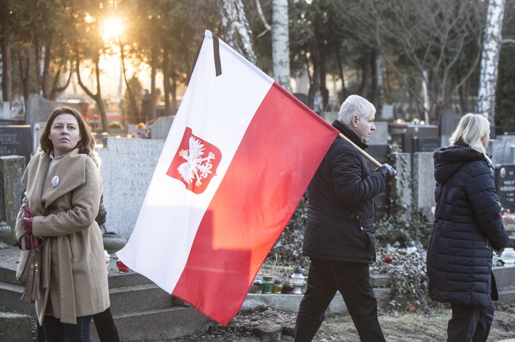 Jan Olszewski spoczął na Powązkach Wojskowych