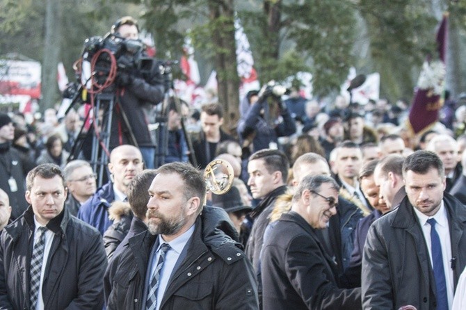 Jan Olszewski spoczął na Powązkach Wojskowych