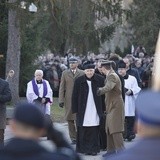 Jan Olszewski spoczął na Powązkach Wojskowych