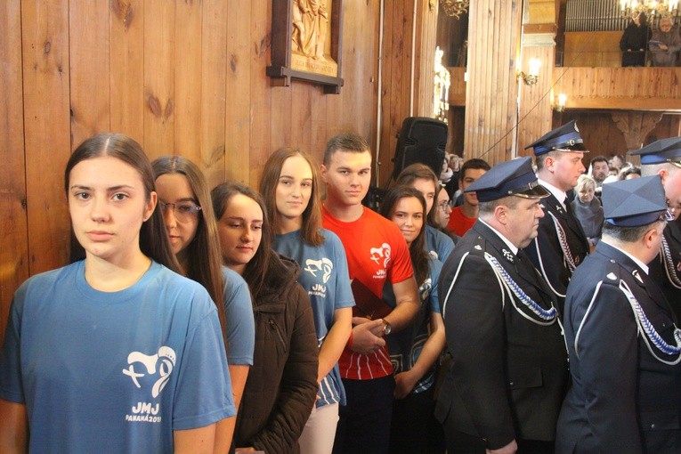 Poświęcenie odnowionego kościoła w Węgrzynowie