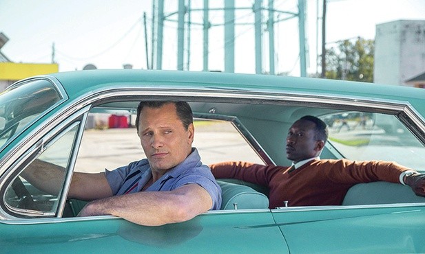 Viggo Mortensen i Mahershala Ali w filmie „Green Book”.