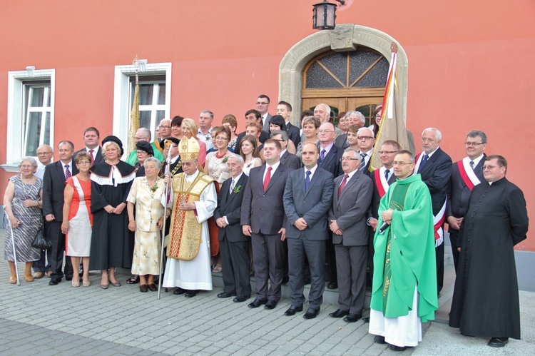 Biskup Alojzy Orszulik na swoim jubileuszu w Żorach