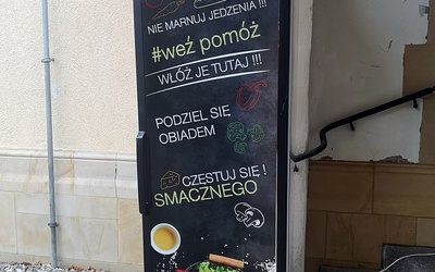 Kolejna społeczna lodówka we Wrocławiu. Tam jest bardzo potrzebna