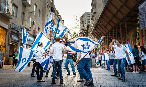 "Jerusalem Post": Potrzebne wyjście z kryzysu dyplomatycznego szanujące historię Żydów i dumę Polaków