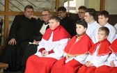 Abp Wiktor Skworc i ministranci dekanatu Kochłowice