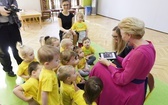 Agata Kornhauser-Duda u przedszkolaków w Wilamowicach