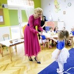 Agata Kornhauser-Duda u przedszkolaków w Wilamowicach