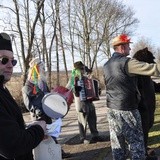 Wodzenie niedźwiedzia w Dębiu