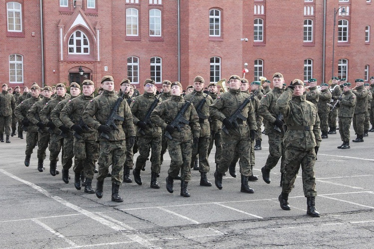 Przysięga żołnierzy 7 Pomorskiej Brygady OT