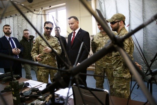 Prezydent u komandosów w Lublińcu