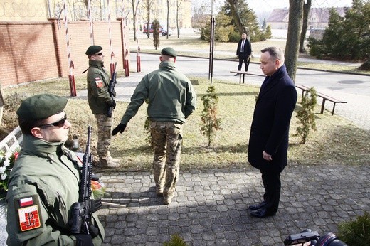 Prezydent u komandosów w Lublińcu