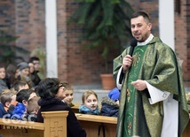 ks. Paweł Antosiak w parafii pw. NMP Królowej Polski w Świdnicy.