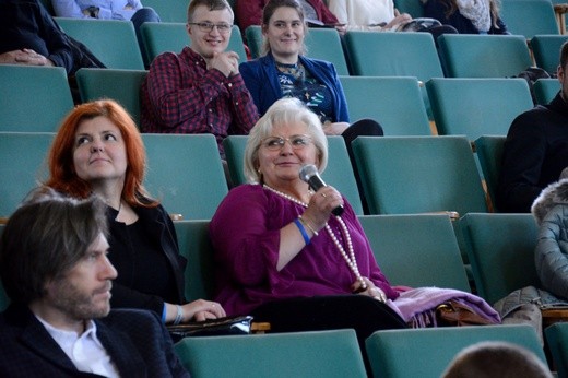 Sympozjum pt. "Ks. Krzysztof Grzywocz - człowiek spotkania"