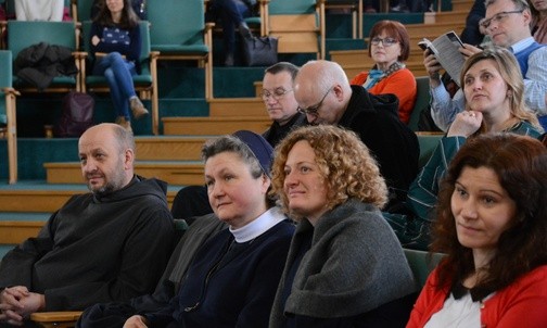 Sympozjum "Ks. Krzysztof Grzywocz - człowiek spotkania"