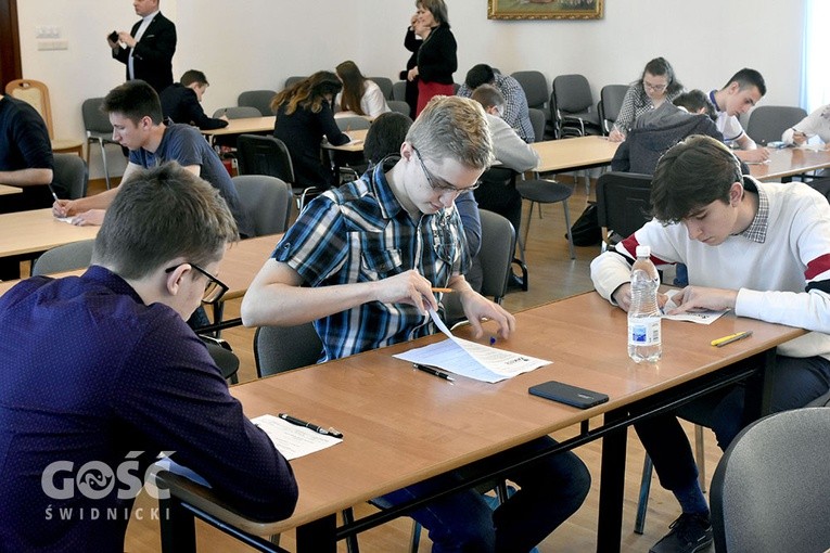 Diecezjalny etap XXIX Olimpiady Teologii Katolickiej w Świdnicy