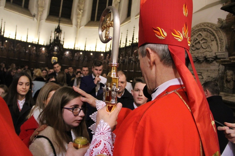 Bierzmowanie w tarnowskiej katedrze