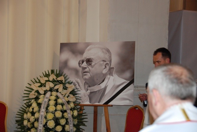 Uroczystości pogrzebowe śp. bp. Alojzego Orszulika - cz. I