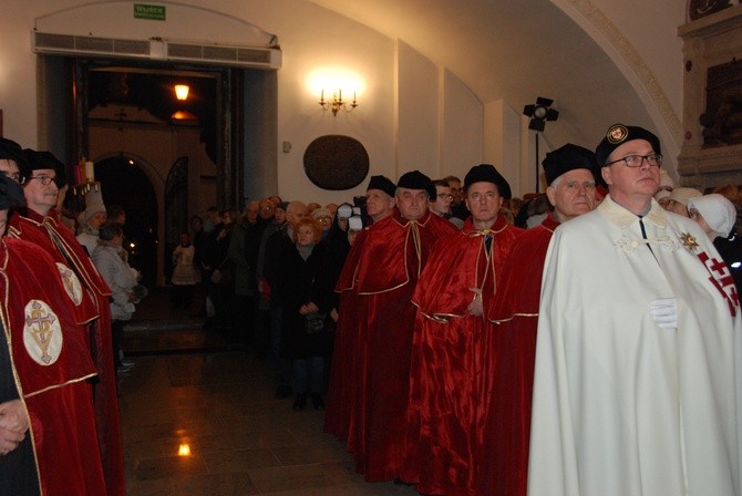 Uroczystości pogrzebowe śp. bp. Alojzego Orszulika - cz. I