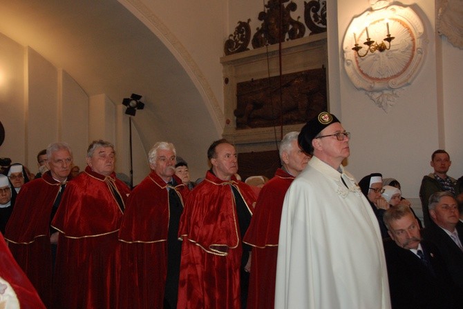 Uroczystości pogrzebowe śp. bp. Alojzego Orszulika - cz. I