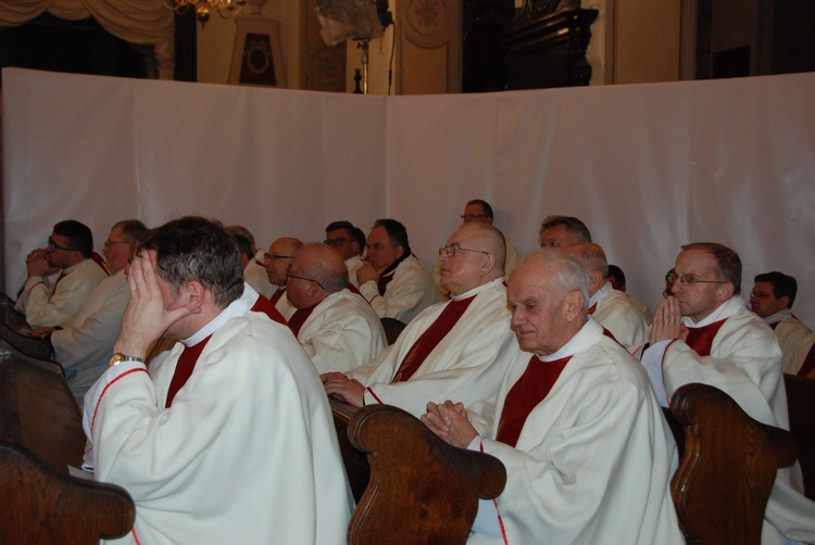 Uroczystości pogrzebowe śp. bp. Alojzego Orszulika - cz. I