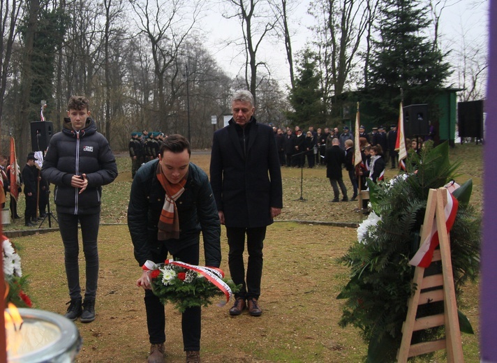 Narodowy Dzień Pamięci Żołnierzy Wyklętych na Polanie Śmierci w Barucie-Dąbrówce