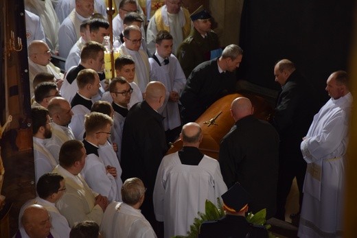 Uroczystości pogrzebowe śp. bp. A. Orszulika - cz. 2