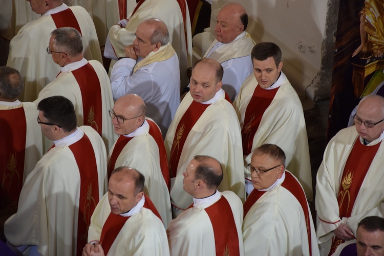 Uroczystości pogrzebowe śp. bp. A. Orszulika - cz. 2