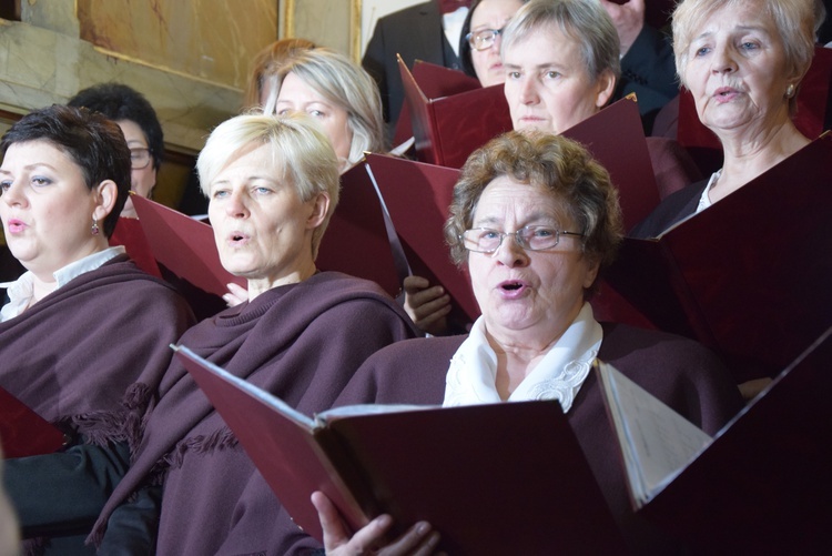 Uroczystości pogrzebowe śp. bp. A. Orszulika - cz. 2