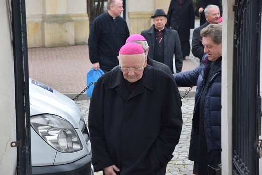 Uroczystości pogrzebowe śp. bp. A. Orszulika - cz. 2