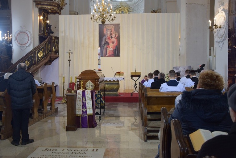 Uroczystości pogrzebowe śp. bp. A. Orszulika - cz. 2