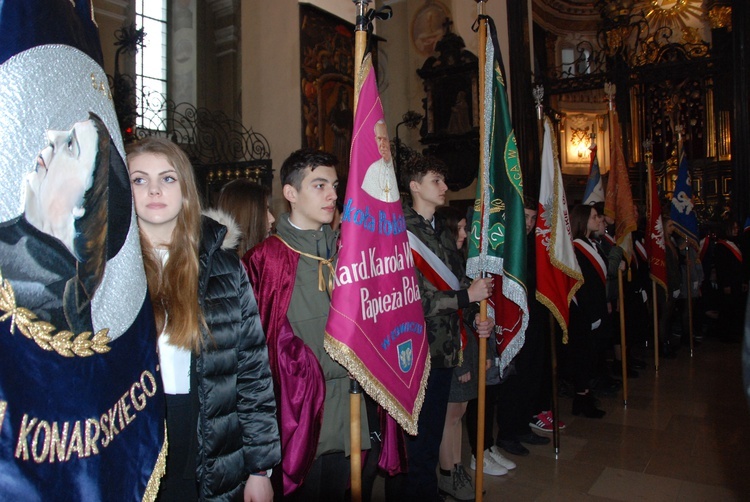 Uroczystości pogrzebowe śp. bp. A. Orszulika - cz.1