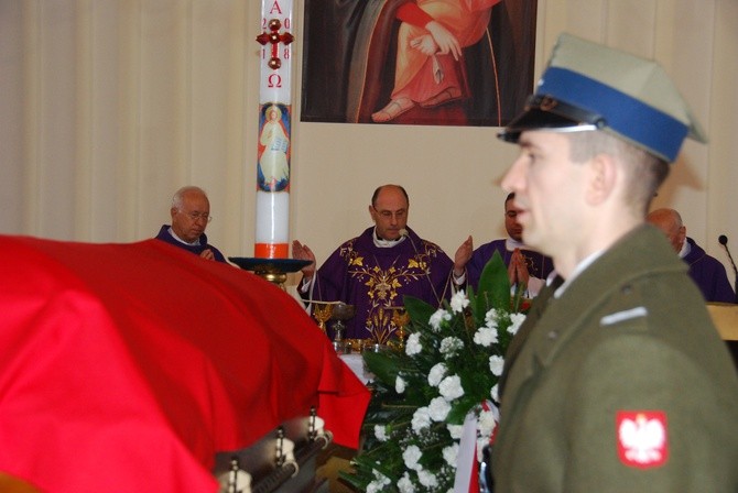 Uroczystości pogrzebowe śp. bp. A. Orszulika - cz.1