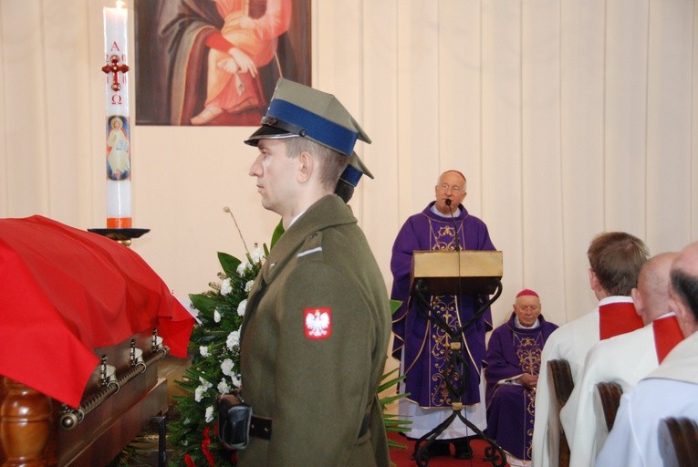 Uroczystości pogrzebowe śp. bp. A. Orszulika - cz.1