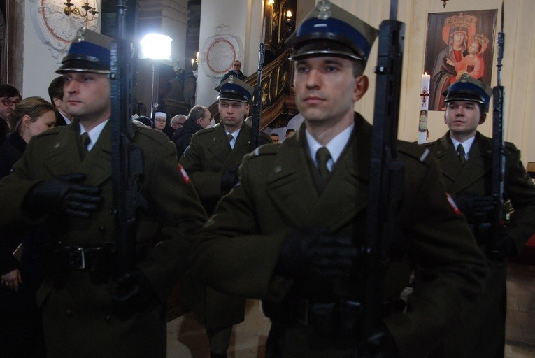 Uroczystości pogrzebowe śp. bp. A. Orszulika - cz.1