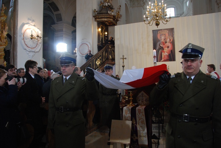 Uroczystości pogrzebowe śp. bp. A. Orszulika - cz.1