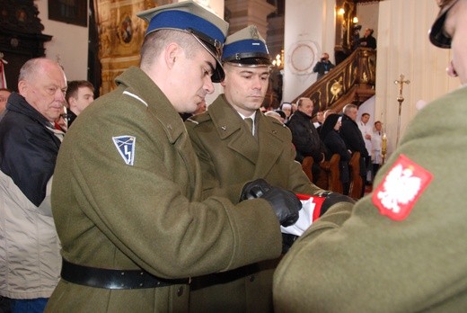 Uroczystości pogrzebowe śp. bp. A. Orszulika - cz.1